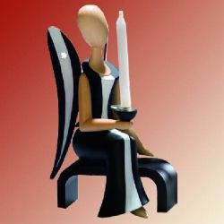 Design-Engel Black Beauty sitzend