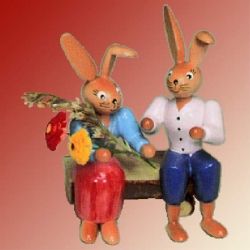 Hasenbank mit Hasenpaar