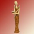 Design-Engel aus Robinie