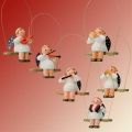 Miniatur-Engel auf der Schaukel